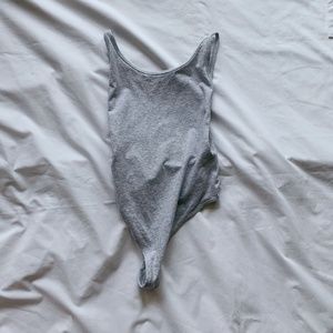 NWOT Aritzia TNA 90s Cozumel Bodysuit Heather Gray